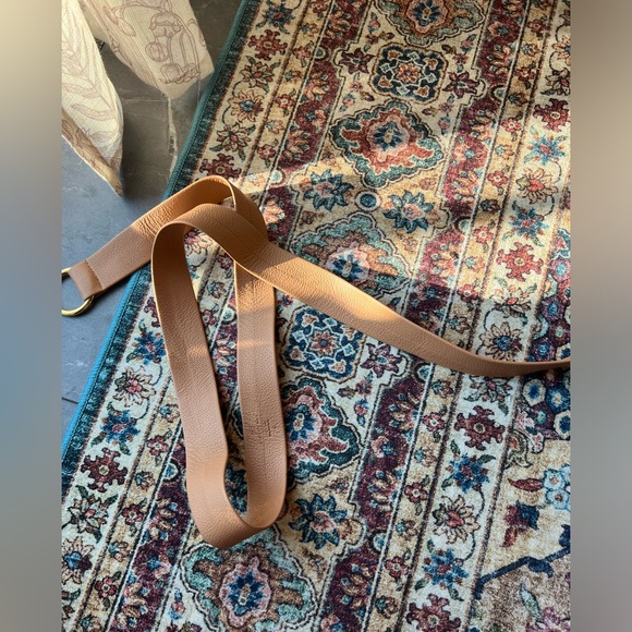 NWOT Below the Belt tan & gold one size long warp tie leather belt - Picture 4 of 6